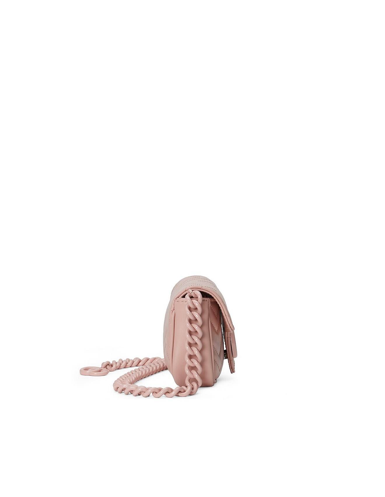 GUCCI GG MARMONT BELT BAG 699757 (16.5*10*5cm) GUCCI GG MARMONT BELT BAG 699757 (16.5*10*5cm)