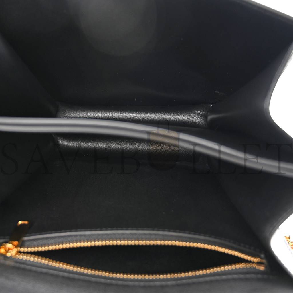 CELINE SHINY CALFSKIN COLLEGE TRIOMPHE BLACK (20*16*6cm) CELINE SHINY CALFSKIN COLLEGE TRIOMPHE BLACK (20*16*6cm)