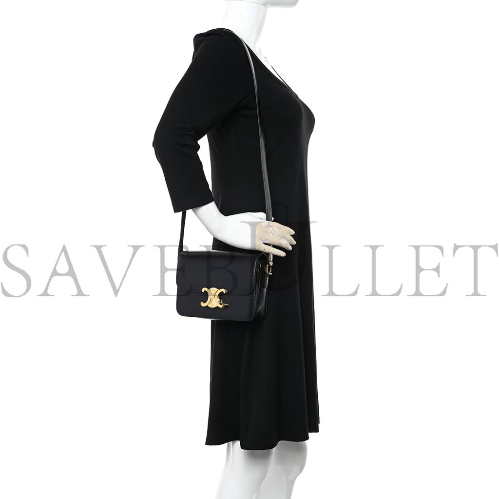 CELINE SHINY CALFSKIN TEEN TRIOMPHE BLACK (19*14*6cm) CELINE SHINY CALFSKIN TEEN TRIOMPHE BLACK (19*14*6cm)