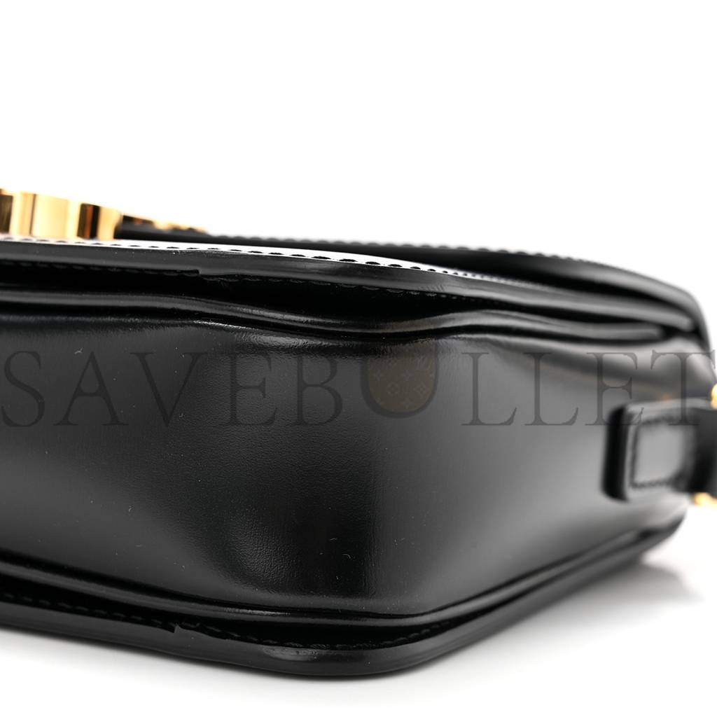 CELINE SHINY CALFSKIN TEEN TRIOMPHE BLACK (19*14*6cm) CELINE SHINY CALFSKIN TEEN TRIOMPHE BLACK (19*14*6cm)