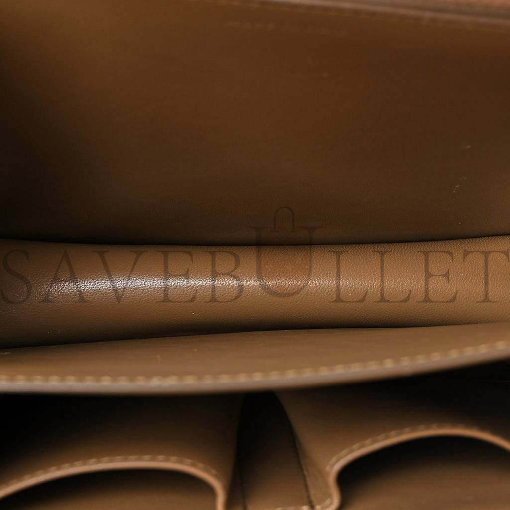 CELINE LIEGE CALFSKIN MEDIUM CLASSIC BOX FLAP BAG TAUPE (23*17*6cm) CELINE LIEGE CALFSKIN MEDIUM CLASSIC BOX FLAP BAG TAUPE (23*17*6cm)