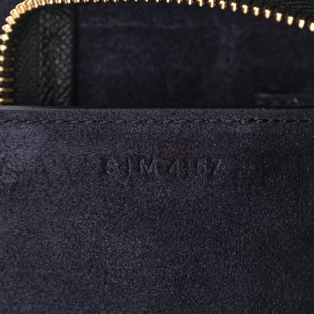 CELINE GRAINED CALFSKIN MINI BELT BAG BLACK (28*25*16cm) CELINE GRAINED CALFSKIN MINI BELT BAG BLACK (28*25*16cm)