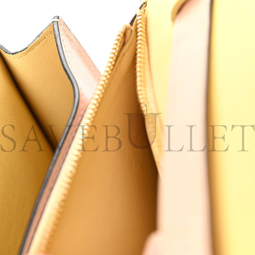Goatskin CELINE GOATSKIN MEDIUM CLASSIC BOX FLAP BAG DUNE (23*18*6cm) Box Flap Bag Dune Goatskin CELINE GOATSKIN MEDIUM CLASSIC BOX FLAP BAG DUNE (23*18*6cm) Box Flap Bag Dune