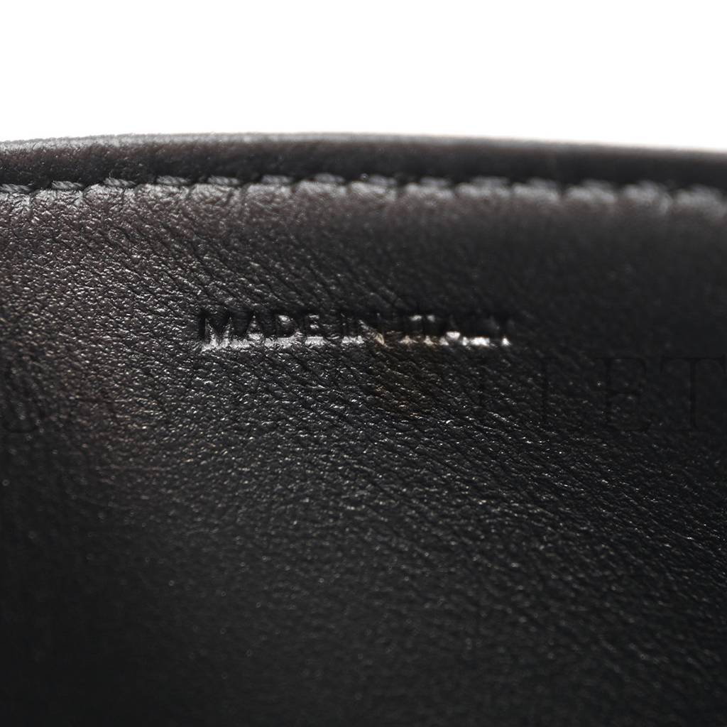 CELINE SHINY CALFSKIN TEEN TRIOMPHE BLACK (18*14*6cm) CELINE SHINY CALFSKIN TEEN TRIOMPHE BLACK (18*14*6cm)