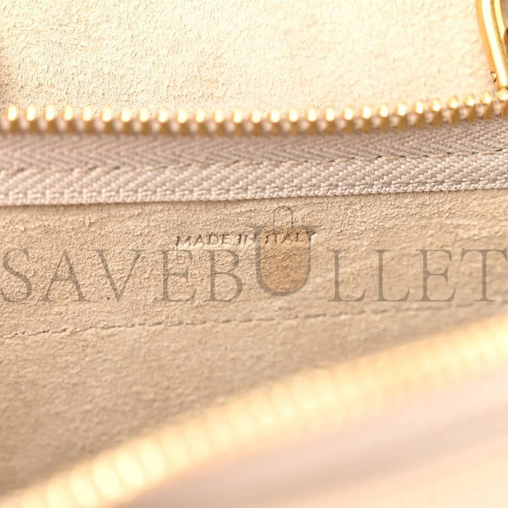 CELINE GRAINED CALFSKIN NANO BELT BAG LIGHT TAUPE (20*18*10cm) CELINE GRAINED CALFSKIN NANO BELT BAG LIGHT TAUPE (20*18*10cm)