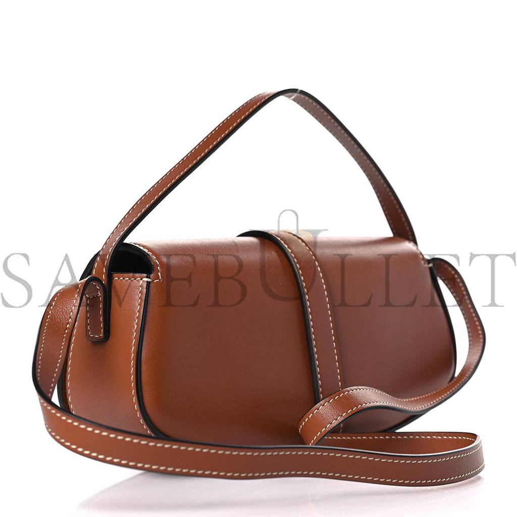 CELINE SMOOTH CALFSKIN TABOU CLUTCH ON STRAP TAN (20*10*5cm) CELINE SMOOTH CALFSKIN TABOU CLUTCH ON STRAP TAN (20*10*5cm)