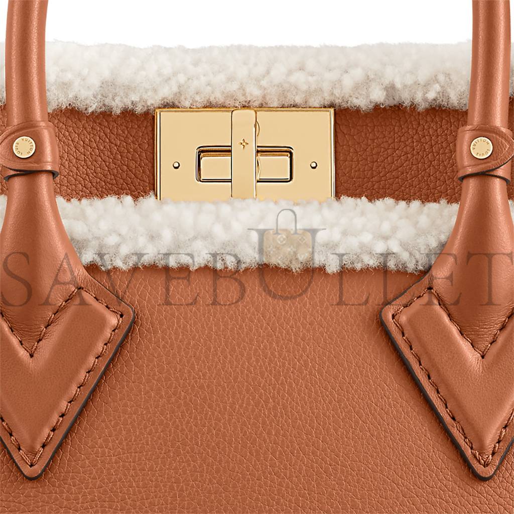 LOUIS VUITTON ON MY SIDE PM M58918 (25*20*12cm) LOUIS VUITTON ON MY SIDE PM M58918 (25*20*12cm)