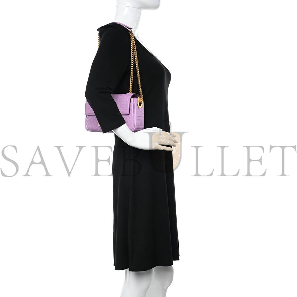 FENDI NAPPA SMALL FF EMBOSSED MIDI CHAIN BAGUETTE VIOLETTA (23*13*6cm) FENDI NAPPA SMALL FF EMBOSSED MIDI CHAIN BAGUETTE VIOLETTA (23*13*6cm)