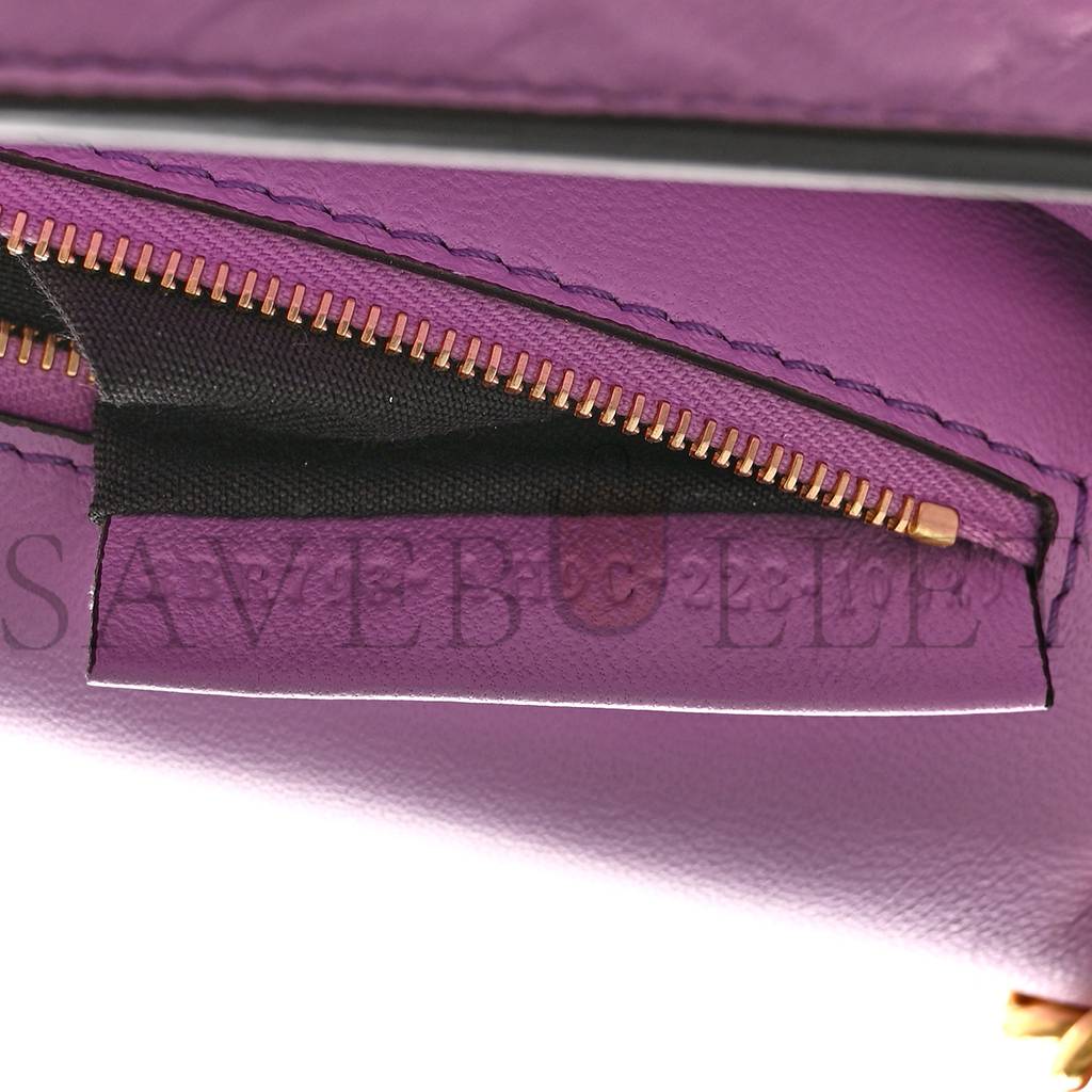 FENDI NAPPA SMALL FF EMBOSSED MIDI CHAIN BAGUETTE VIOLETTA (23*13*6cm) FENDI NAPPA SMALL FF EMBOSSED MIDI CHAIN BAGUETTE VIOLETTA (23*13*6cm)