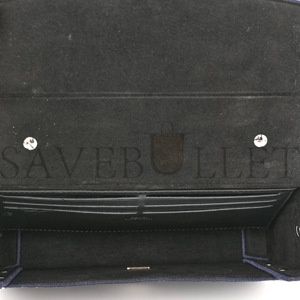 FENDI FABRIC JACQUARD REACTIVE JEAN DENIM VITELLO COVER FF BAGUETTE SOFT TRUNK BLUE BLACK (21*12*6cm) FENDI FABRIC JACQUARD REACTIVE JEAN DENIM VITELLO COVER FF BAGUETTE SOFT TRUNK BLUE BLACK (21*12*6cm)