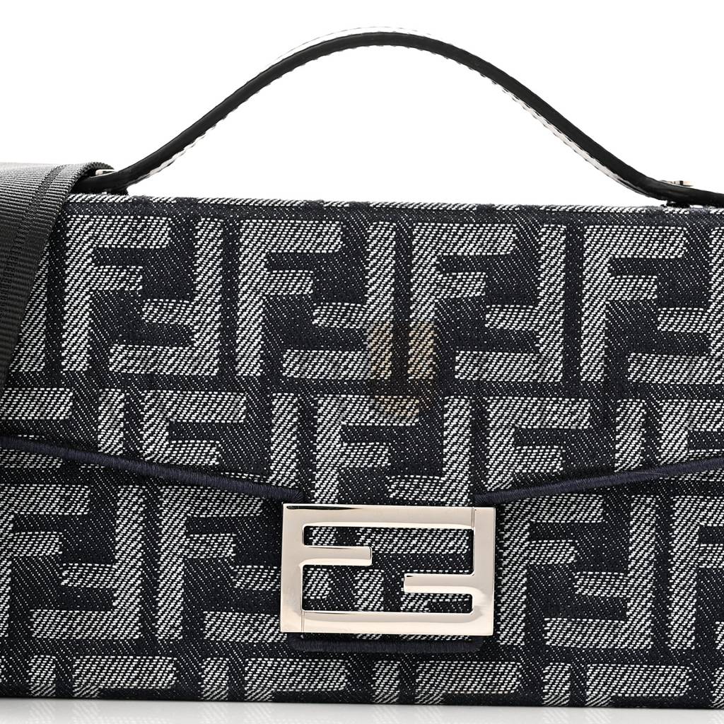 FENDI FABRIC JACQUARD REACTIVE JEAN DENIM VITELLO COVER FF BAGUETTE SOFT TRUNK BLUE BLACK (21*12*6cm) FENDI FABRIC JACQUARD REACTIVE JEAN DENIM VITELLO COVER FF BAGUETTE SOFT TRUNK BLUE BLACK (21*12*6cm)