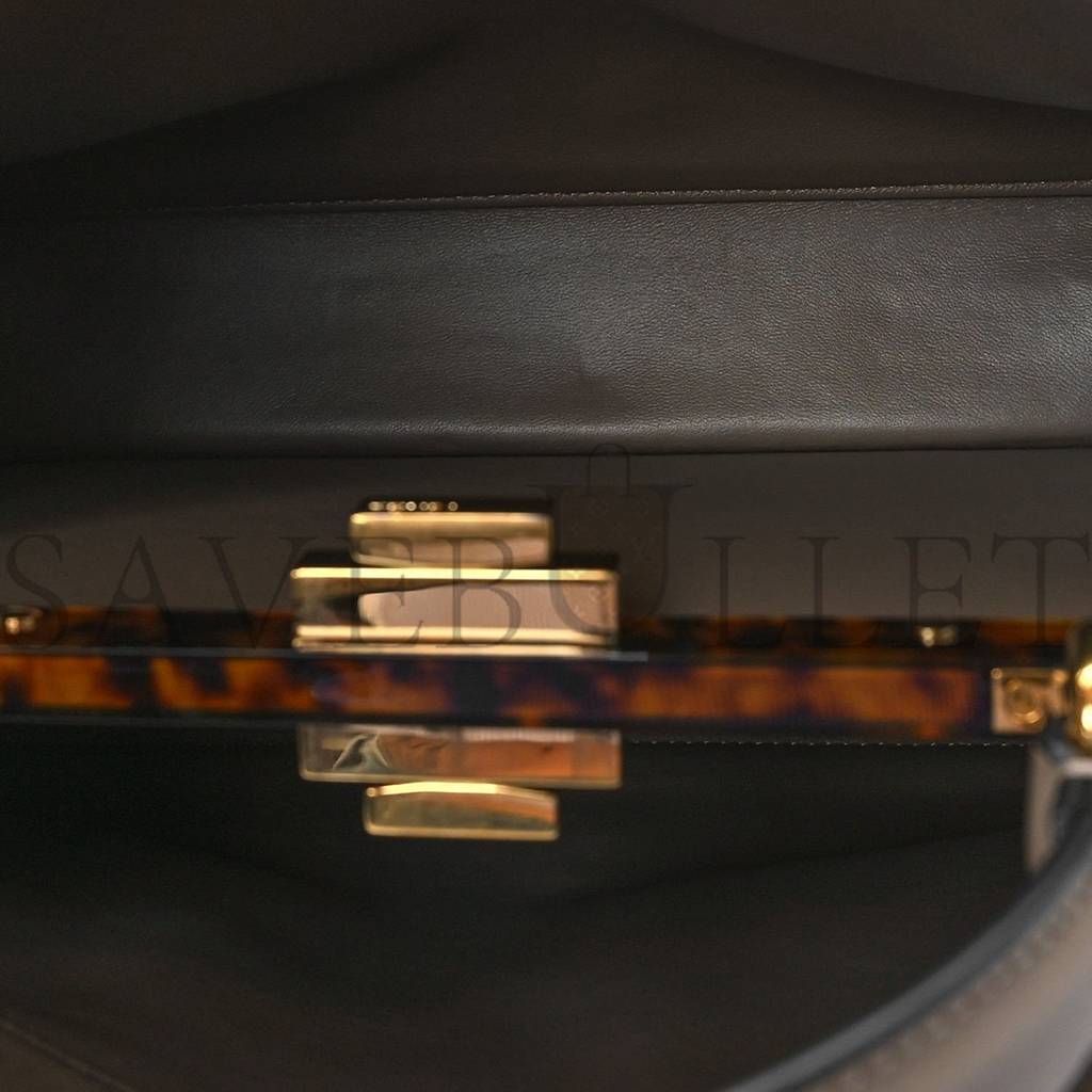 FENDI VITELLO SETA SHINY NAPPA PLEXIGLASS MEDIUM PEEKABOO I SEE U SATCHEL TORTORA (33*25*12cm) FENDI VITELLO SETA SHINY NAPPA PLEXIGLASS MEDIUM PEEKABOO I SEE U SATCHEL TORTORA (33*25*12cm)