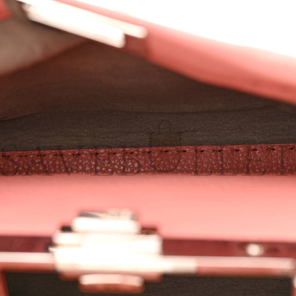 FENDI CUOIO ROMANO SELLERIA ELAPHE LACE UP MEDIUM PEEKABOO ICONIC SATCHEL MAKE UP TAUPE (34*25*13cm) FENDI CUOIO ROMANO SELLERIA ELAPHE LACE UP MEDIUM PEEKABOO ICONIC SATCHEL MAKE UP TAUPE (34*25*13cm)