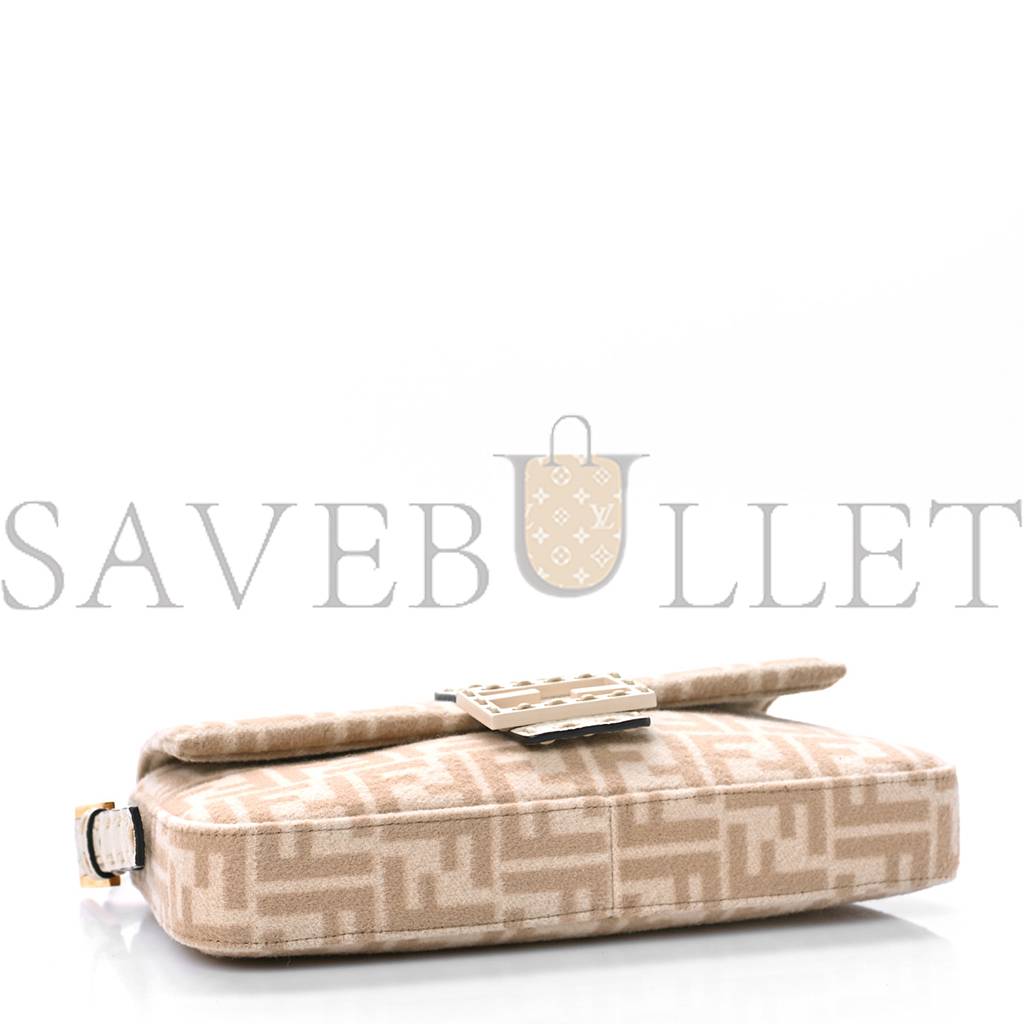 FENDI WOOL CUOIO ROMANO SELLERIA FF 1974 BAGUETTE 1997 BEIGE CAMMELLO CAMELIA (27*15*4cm) FENDI WOOL CUOIO ROMANO SELLERIA FF 1974 BAGUETTE 1997 BEIGE CAMMELLO CAMELIA (27*15*4cm)
