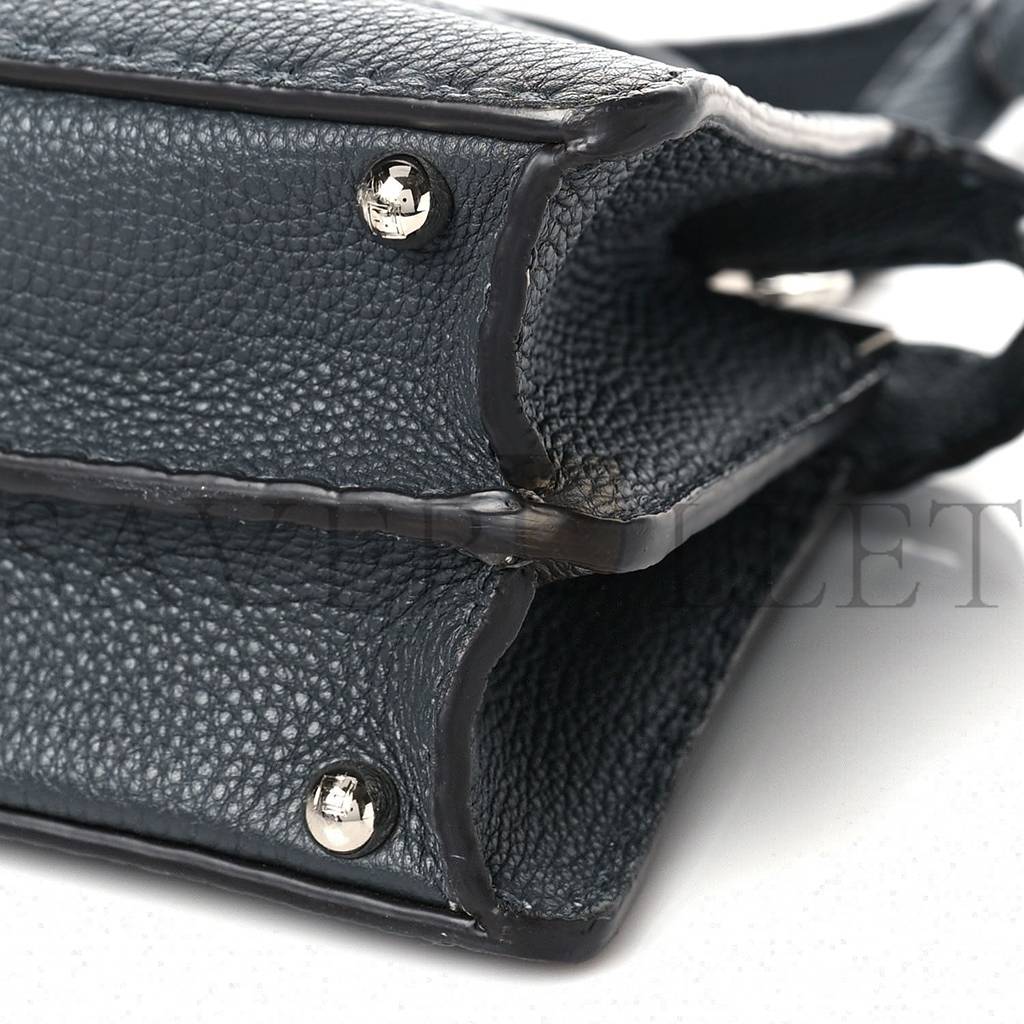 FENDI CUOIO ROMANO SELLERIA CHAMOIS SMALL PEEKABOO I SEE U SATCHEL ASFALTO CAMELIA (27*20*11cm) FENDI CUOIO ROMANO SELLERIA CHAMOIS SMALL PEEKABOO I SEE U SATCHEL ASFALTO CAMELIA (27*20*11cm)