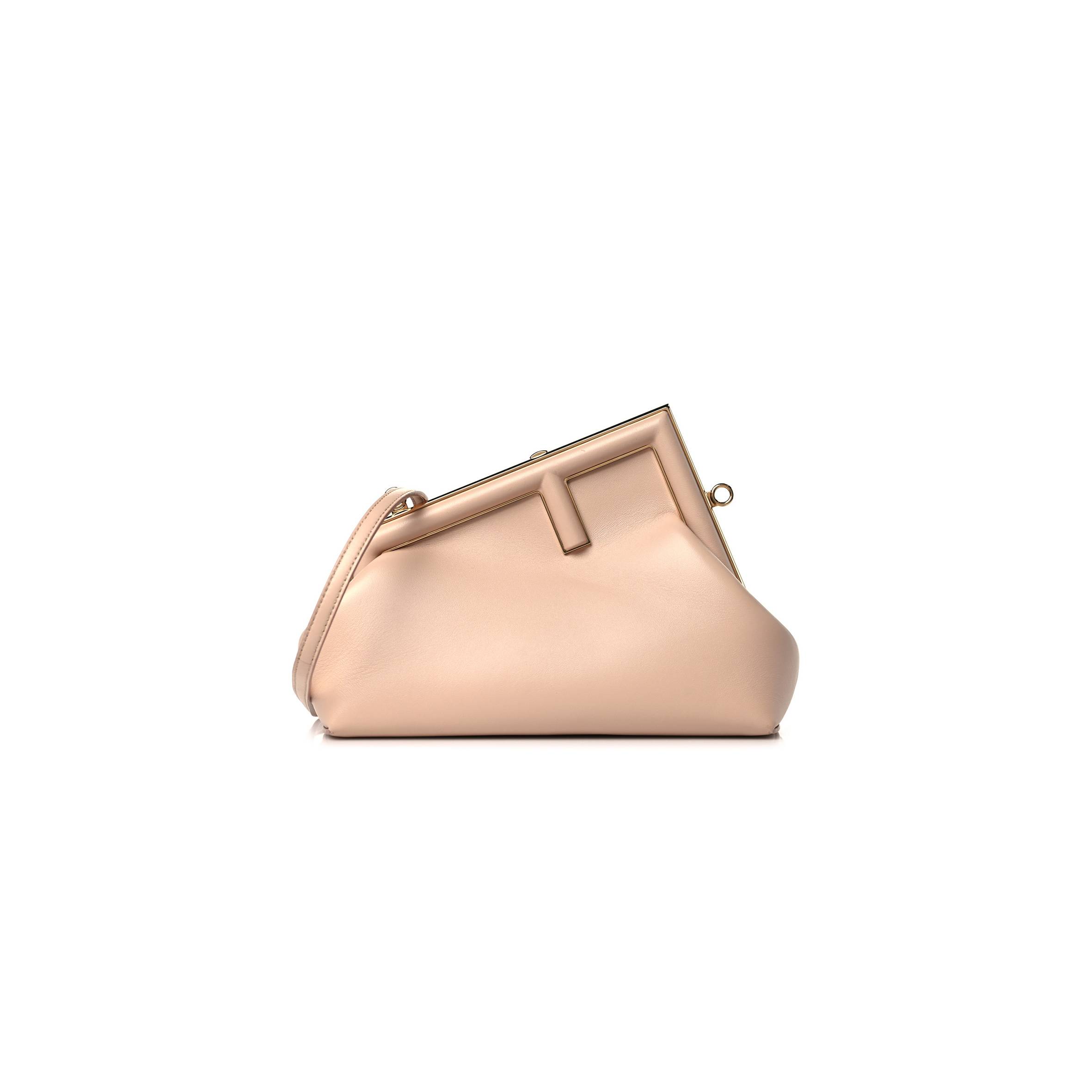 FENDI SHINY NAPPA SMALL FENDI FIRST POUDRE (26*18*9.5cm) FENDI SHINY NAPPA SMALL FENDI FIRST POUDRE (26*18*9.5cm)