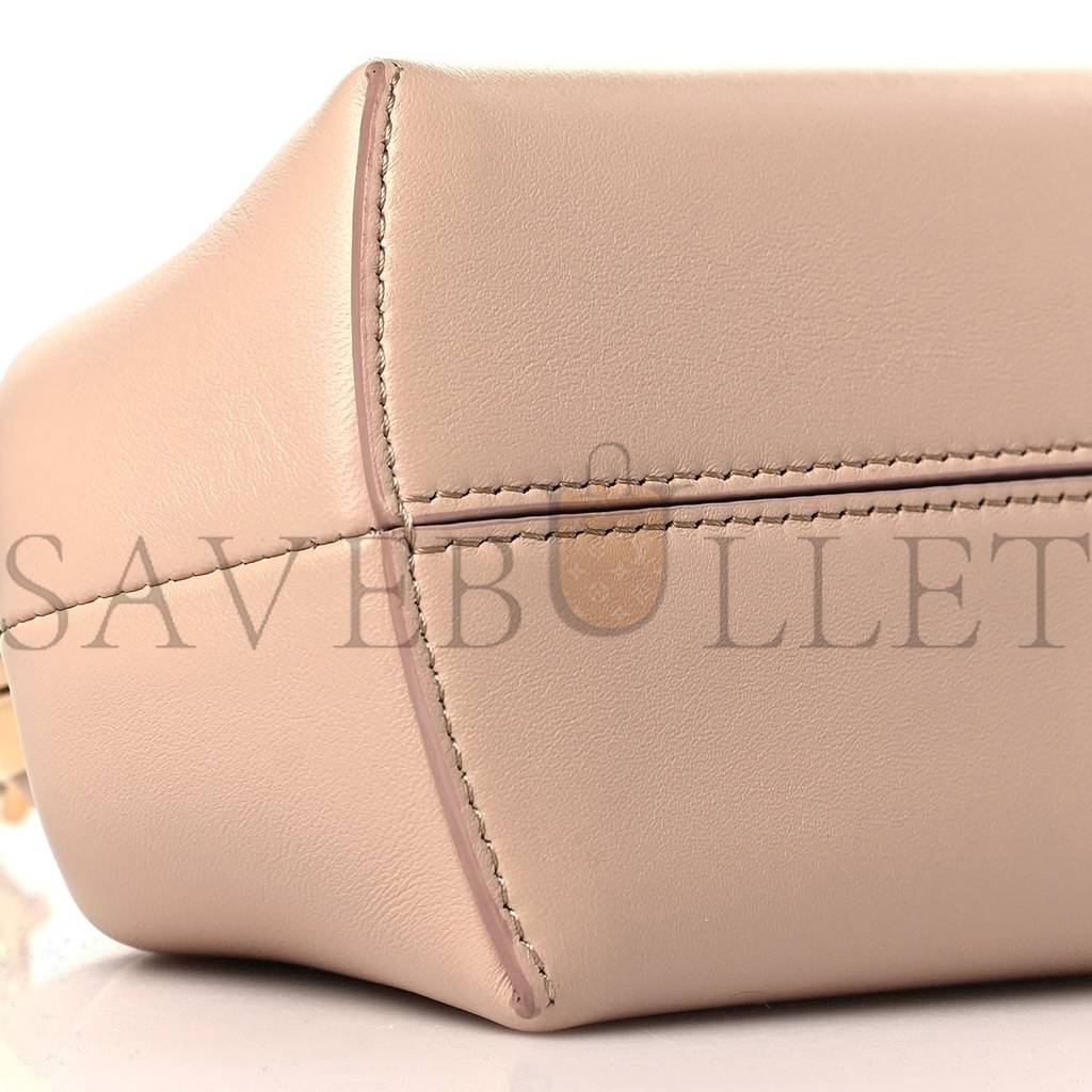 FENDI SHINY NAPPA SMALL FENDI FIRST POUDRE (26*18*9.5cm) FENDI SHINY NAPPA SMALL FENDI FIRST POUDRE (26*18*9.5cm)