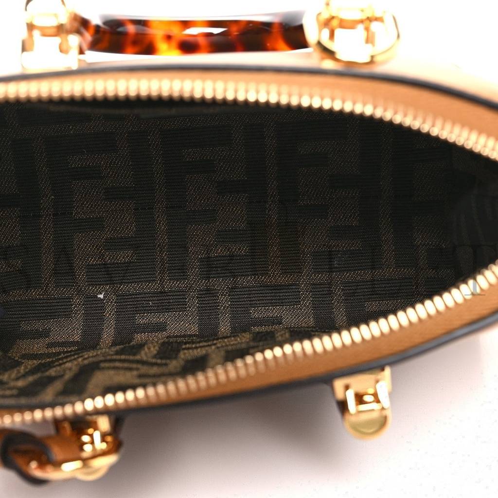 FENDI VITELLO KING PLEXIGLASS LOGO EMBOSSED MINI BY THE WAY TOP HANDLE BOSTON BAG CARAMELLO (18*11*8cm) FENDI VITELLO KING PLEXIGLASS LOGO EMBOSSED MINI BY THE WAY TOP HANDLE BOSTON BAG CARAMELLO (18*11*8cm)