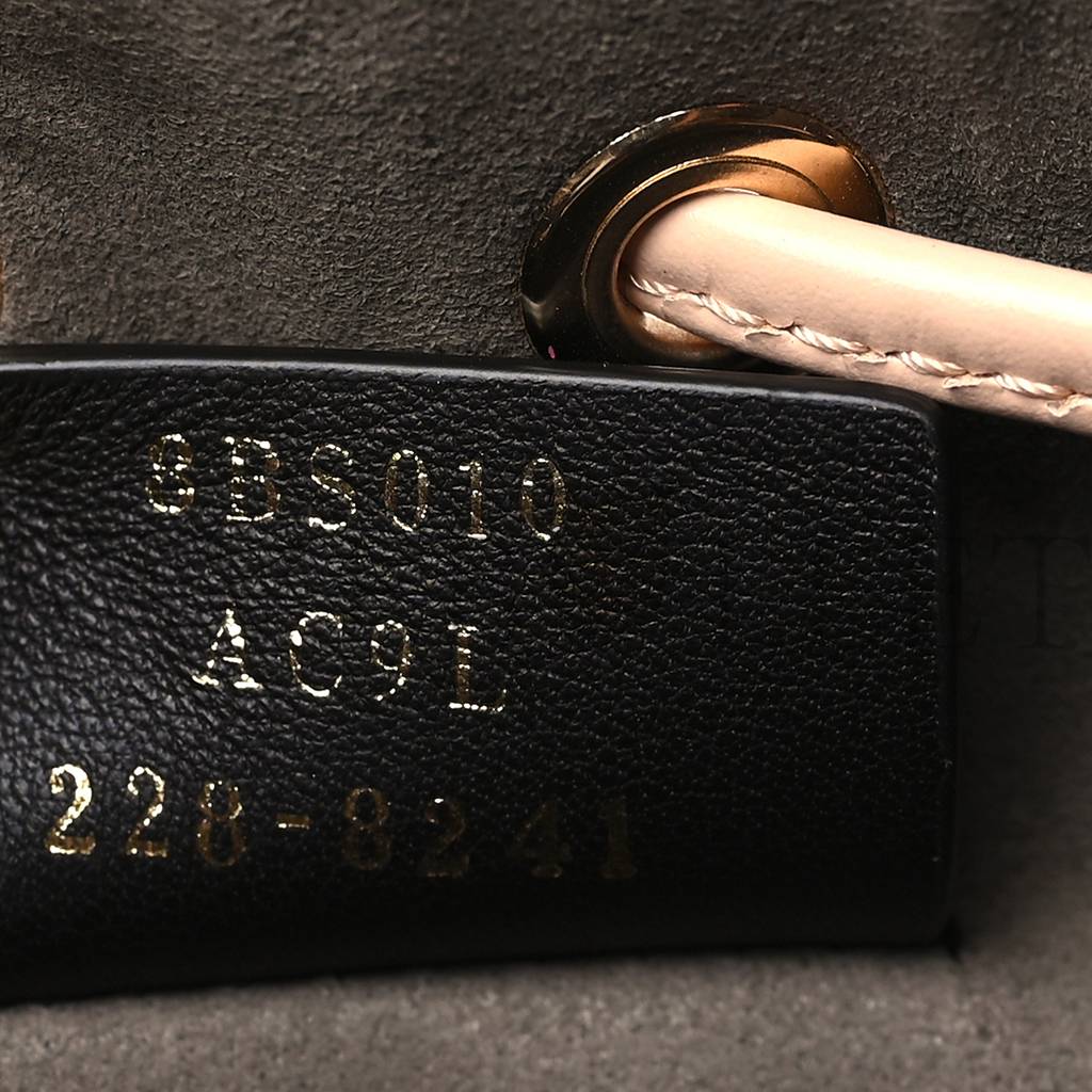 FENDI VITELLO KING F IS FENDI LOGO EMBOSSED MINI MON TRESOR BUCKET BAG LIGHT ROSE (11*10*10cm) FENDI VITELLO KING F IS FENDI LOGO EMBOSSED MINI MON TRESOR BUCKET BAG LIGHT ROSE (11*10*10cm)