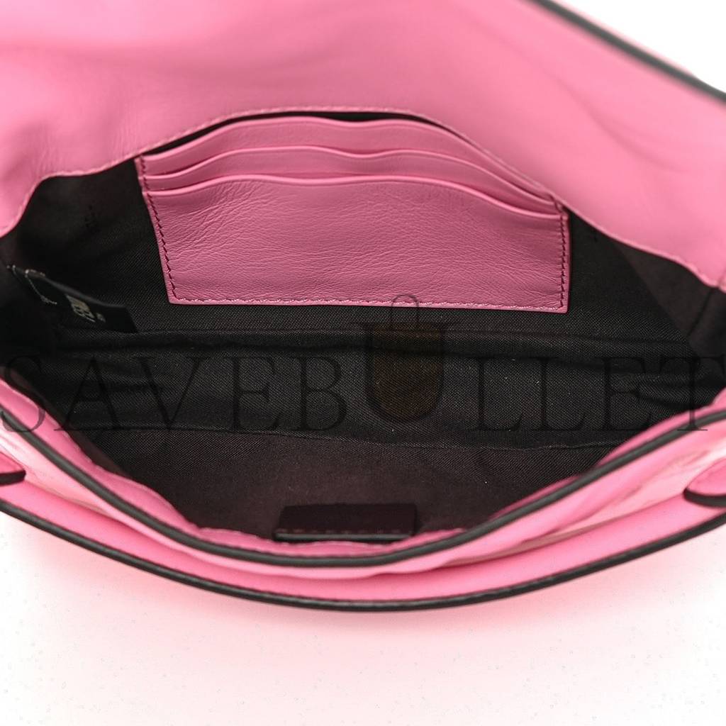 FENDI NAPPA FF 1974 EMBOSSED MINI BAGUETTE LOLLYPOP (18*12*4cm) FENDI NAPPA FF 1974 EMBOSSED MINI BAGUETTE LOLLYPOP (18*12*4cm)