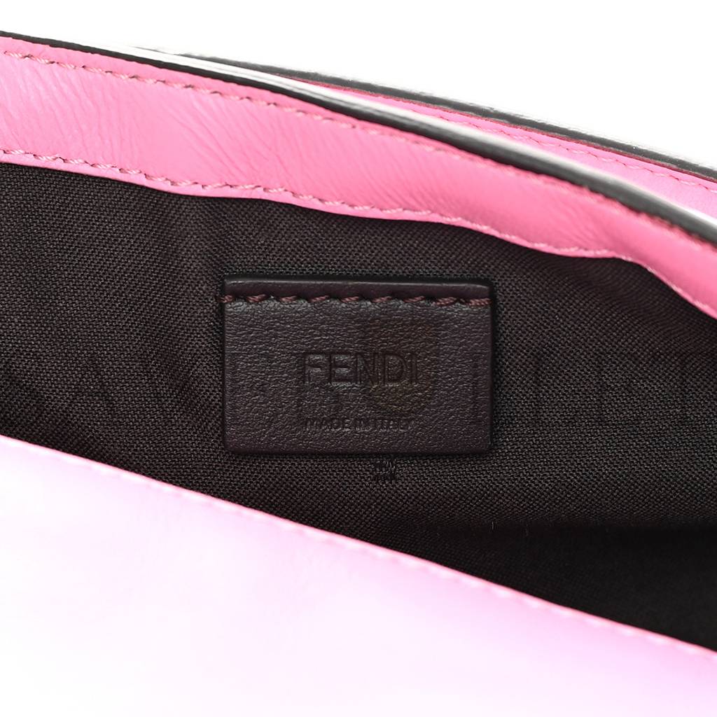 FENDI NAPPA FF 1974 EMBOSSED MINI BAGUETTE LOLLYPOP (18*12*4cm) FENDI NAPPA FF 1974 EMBOSSED MINI BAGUETTE LOLLYPOP (18*12*4cm)