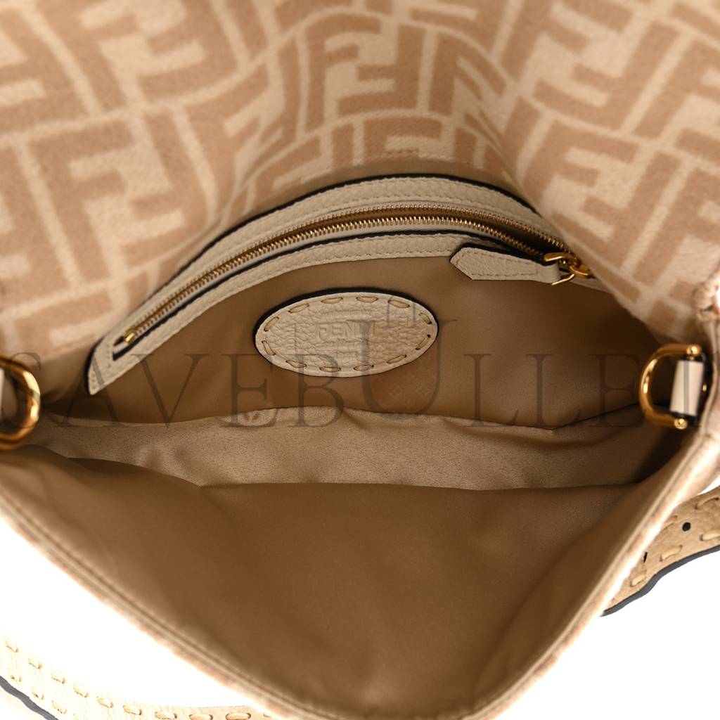 FENDI WOOL CUOIO ROMANO SELLERIA FF 1974 BAGUETTE 1997 BEIGE CAMMELLO CAMELIA (27*14*4cm) FENDI WOOL CUOIO ROMANO SELLERIA FF 1974 BAGUETTE 1997 BEIGE CAMMELLO CAMELIA (27*14*4cm)