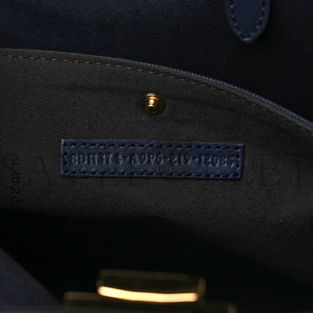 FENDI CANVAS VITELLO KING FF EMBROIDERED MEDIUM PEEKABOO X-TOTE BLUE (41*29*15cm) FENDI CANVAS VITELLO KING FF EMBROIDERED MEDIUM PEEKABOO X-TOTE BLUE (41*29*15cm)