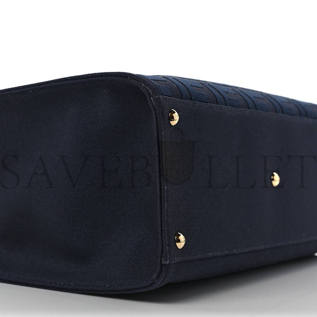 FENDI CANVAS VITELLO KING FF EMBROIDERED MEDIUM PEEKABOO X-TOTE BLUE (41*29*15cm) FENDI CANVAS VITELLO KING FF EMBROIDERED MEDIUM PEEKABOO X-TOTE BLUE (41*29*15cm)
