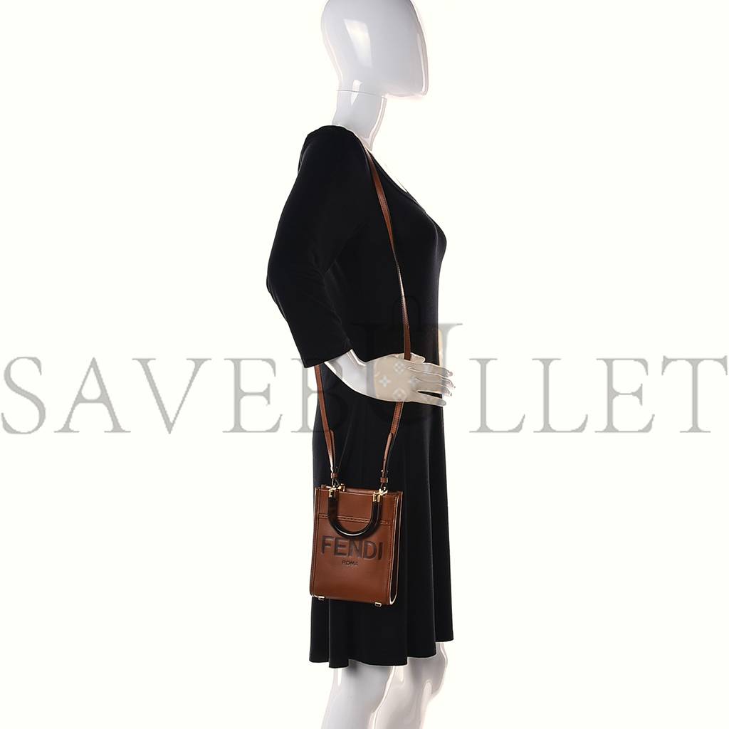FENDI VITELLO KING PLEXIGLASS MINI FENDI SUNSHINE SHOPPER TOTE CUOIO (18*13*6cm) FENDI VITELLO KING PLEXIGLASS MINI FENDI SUNSHINE SHOPPER TOTE CUOIO (18*13*6cm)