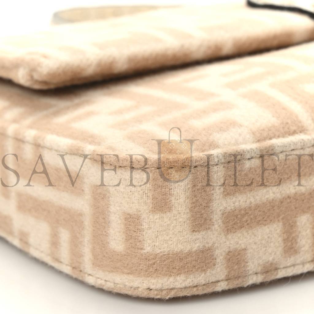 FENDI WOOL CUOIO ROMANO SELLERIA FF 1974 BAGUETTE 1997 BEIGE CAMMELLO CAMELIA (27*15*6cm) FENDI WOOL CUOIO ROMANO SELLERIA FF 1974 BAGUETTE 1997 BEIGE CAMMELLO CAMELIA (27*15*6cm)
