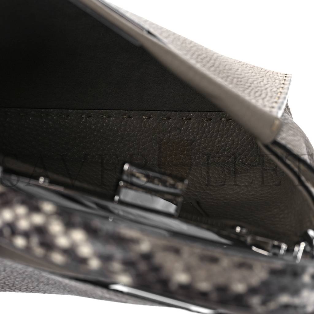 FENDI CUOIO ROMANO SNAKESKIN SELLERIA MINI PEEKABOO ICONIC SATCHEL CORDA WHITE (23*18*11cm) FENDI CUOIO ROMANO SNAKESKIN SELLERIA MINI PEEKABOO ICONIC SATCHEL CORDA WHITE (23*18*11cm)