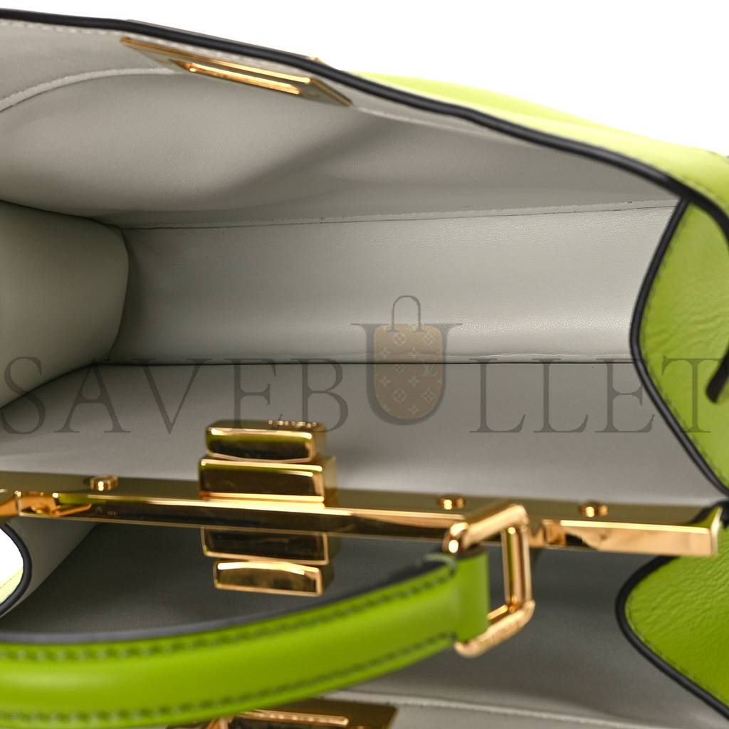 FENDI VITELLO SETA SHINY NAPPA BI-COLOR SMALL PEEKABOO I SEE U SATCHEL WASABI WHITE (27*20*10cm) FENDI VITELLO SETA SHINY NAPPA BI-COLOR SMALL PEEKABOO I SEE U SATCHEL WASABI WHITE (27*20*10cm)