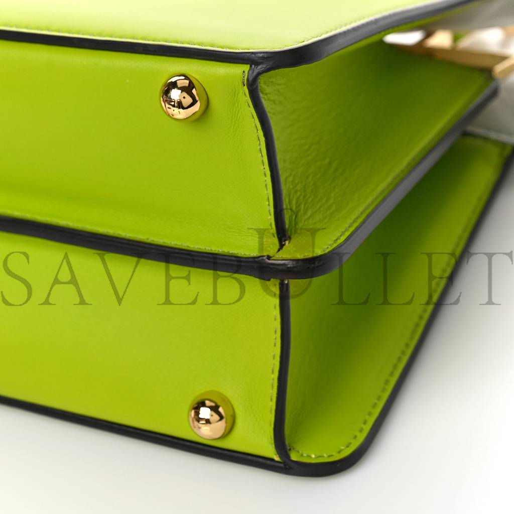 FENDI VITELLO SETA SHINY NAPPA BI-COLOR SMALL PEEKABOO I SEE U SATCHEL WASABI WHITE (27*20*10cm) FENDI VITELLO SETA SHINY NAPPA BI-COLOR SMALL PEEKABOO I SEE U SATCHEL WASABI WHITE (27*20*10cm)