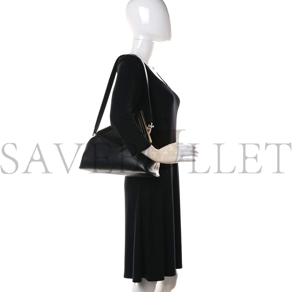FENDI SHINY NAPPA MEDIUM FENDI FIRST BLACK (31*26*10cm) FENDI SHINY NAPPA MEDIUM FENDI FIRST BLACK (31*26*10cm)