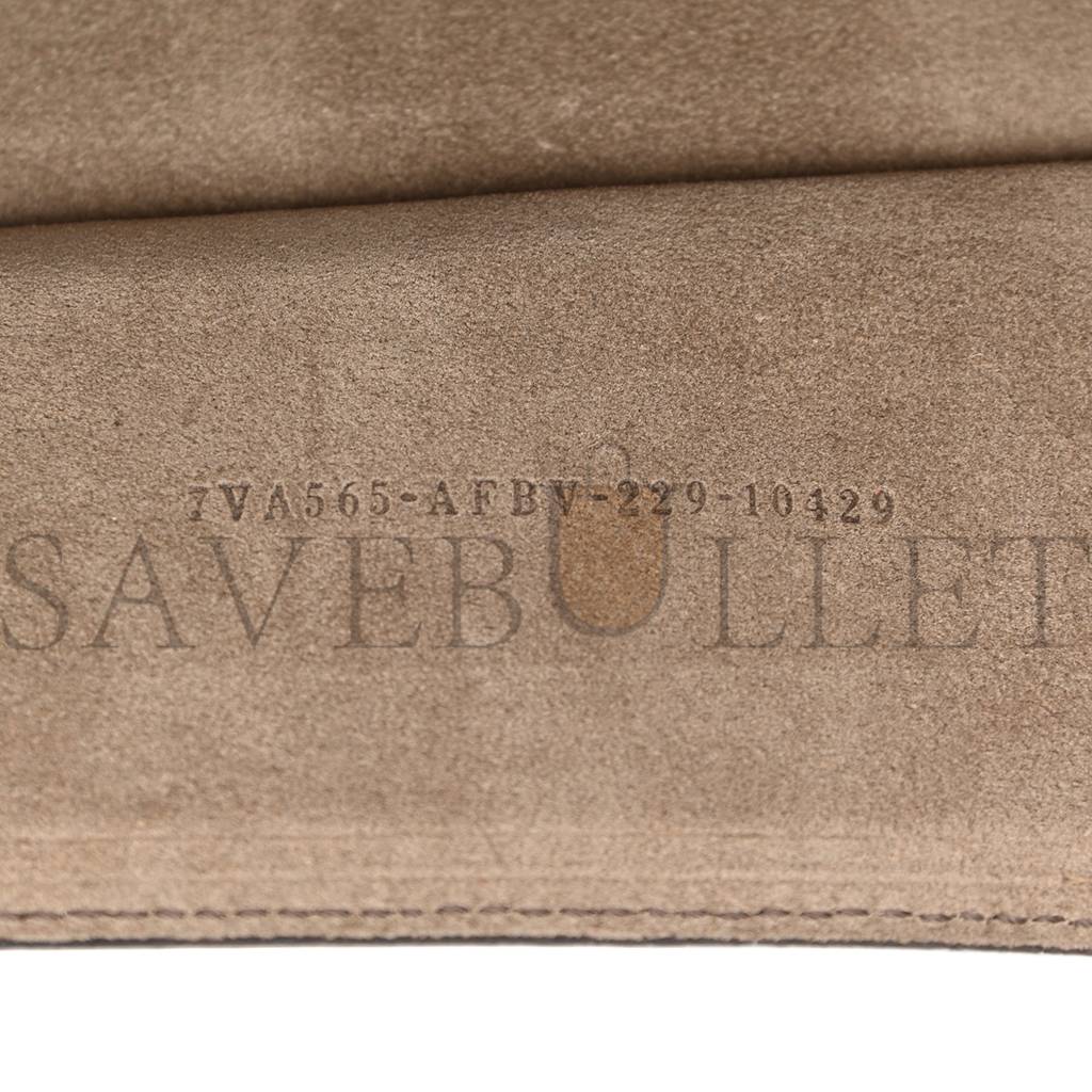 FENDI RECYCLED FABRIC JACQUARD VITELLO KING FF 1974 BAGUETTE SOFT TRUNK TOBACCO MORO SAND (21*15*6cm) FENDI RECYCLED FABRIC JACQUARD VITELLO KING FF 1974 BAGUETTE SOFT TRUNK TOBACCO MORO SAND (21*15*6cm)