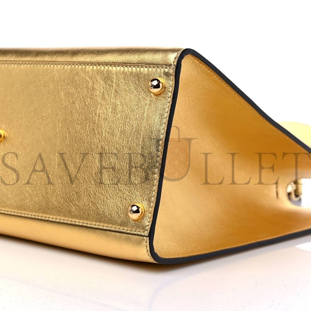 FENDI VITELLO CATALAN MIRROR PLEXIGLASS LOGO EMBOSSED MEDIUM FENDI SUNSHINE SHOPPER TOTE GOLD (36*30*14cm) FENDI VITELLO CATALAN MIRROR PLEXIGLASS LOGO EMBOSSED MEDIUM FENDI SUNSHINE SHOPPER TOTE GOLD (36*30*14cm)