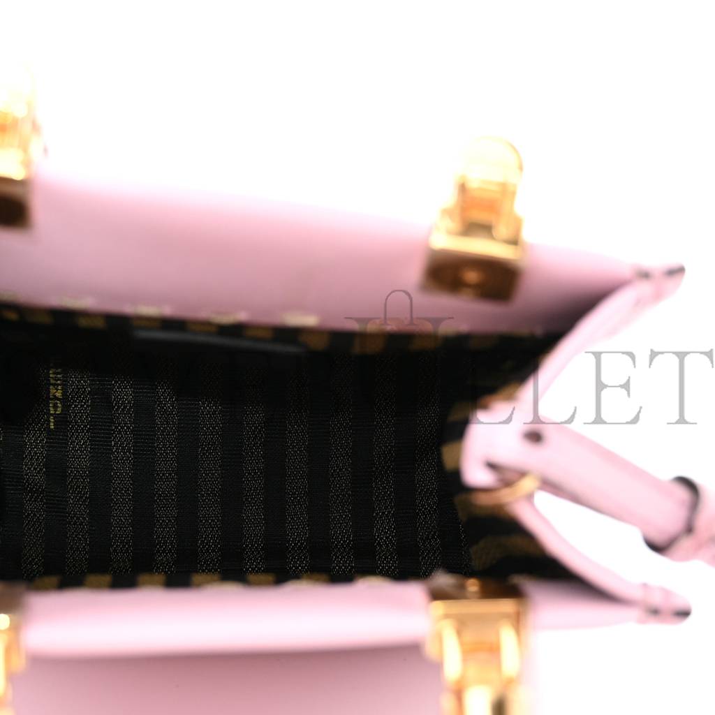 FENDI VITELLO KING PLEXIGLASS MINI FENDI SUNSHINE SHOPPER TOTE LAVANDA (17*13*5cm) FENDI VITELLO KING PLEXIGLASS MINI FENDI SUNSHINE SHOPPER TOTE LAVANDA (17*13*5cm)