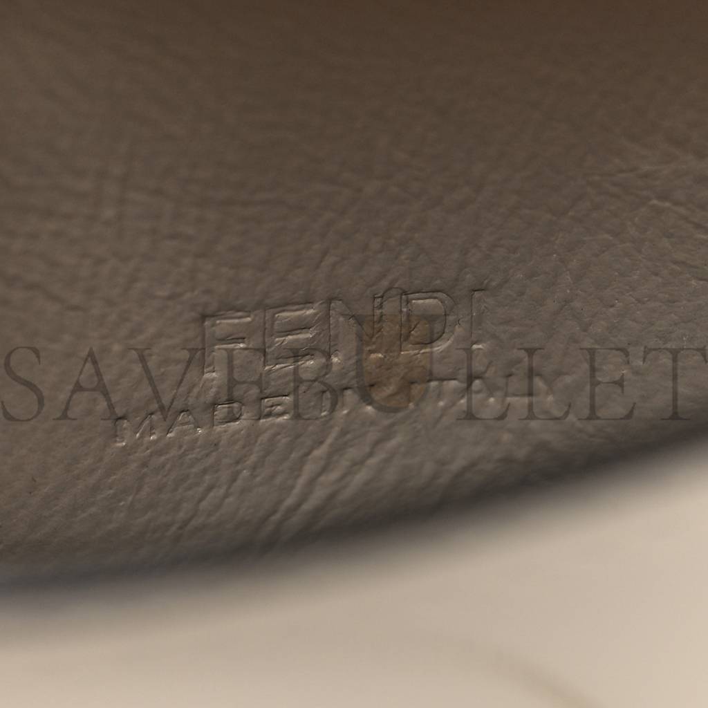 FENDI PATENT NANO BAGUETTE BELT CHARM WHITE (10*7*2cm) FENDI PATENT NANO BAGUETTE BELT CHARM WHITE (10*7*2cm)