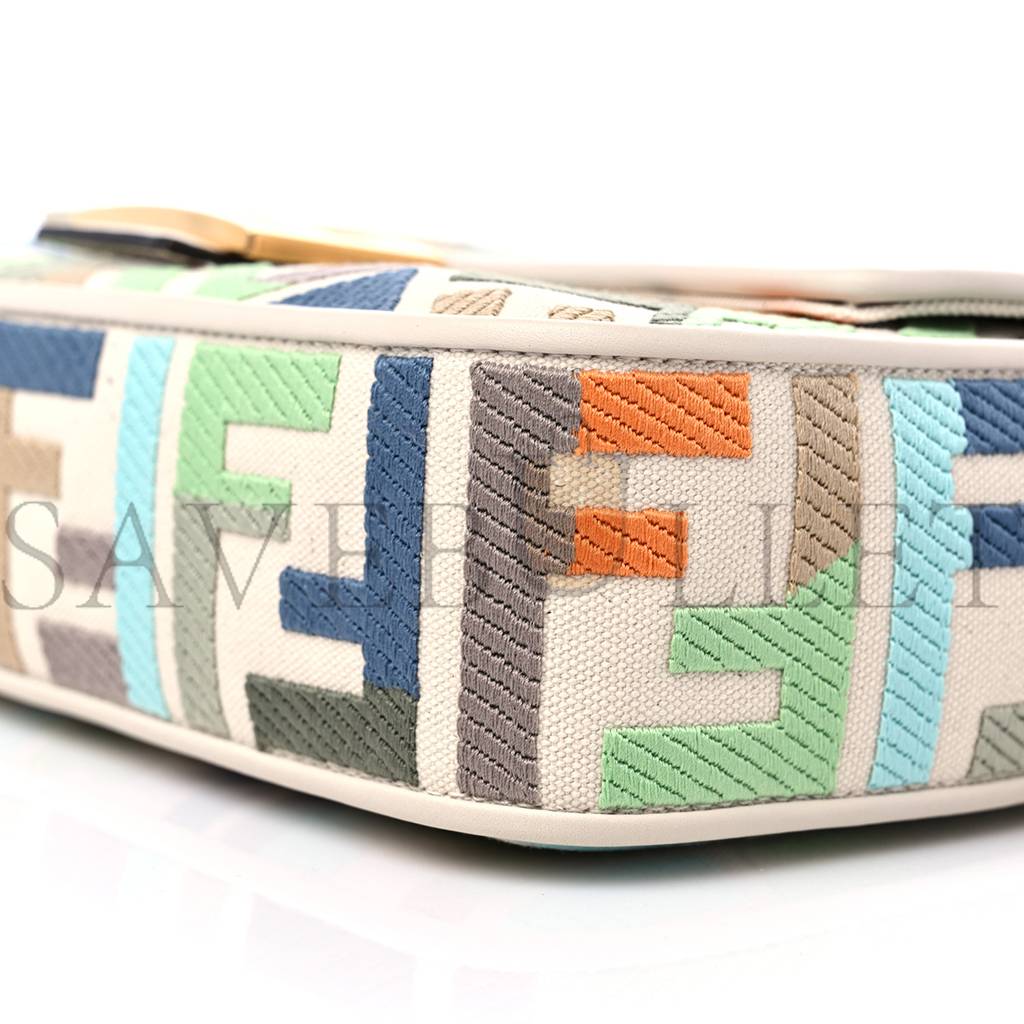 FENDI KUBAN CANVAS VITELLO KING FF EMBROIDERED BAGUETTE LATTE MULTICOLOR (27*13*6cm) FENDI KUBAN CANVAS VITELLO KING FF EMBROIDERED BAGUETTE LATTE MULTICOLOR (27*13*6cm)