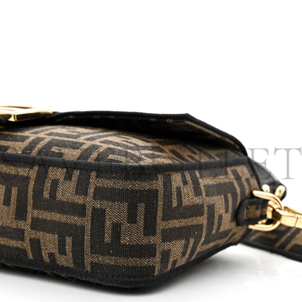 FENDI FABRIC JACQUARD FF 1974 MEDIUM BAGUETTE TOBACCO MORO BLACK (27*14*6cm) FENDI FABRIC JACQUARD FF 1974 MEDIUM BAGUETTE TOBACCO MORO BLACK (27*14*6cm)