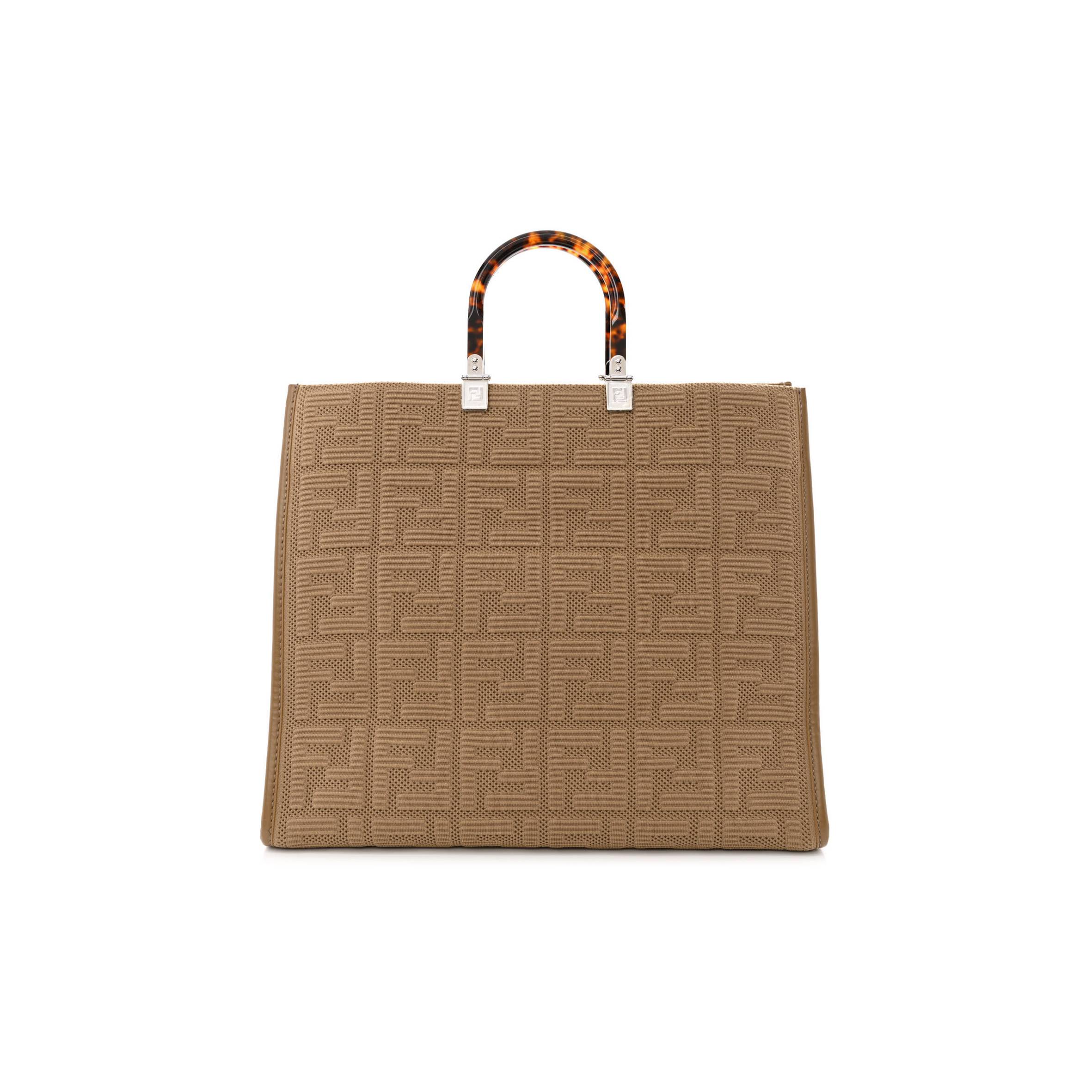 FENDI TECHNICAL FABRIC PLEXIGLASS FF MEDIUM FENDI SUNSHINE SHOPPER TOTE SAND (41*34*19cm) FENDI TECHNICAL FABRIC PLEXIGLASS FF MEDIUM FENDI SUNSHINE SHOPPER TOTE SAND (41*34*19cm)