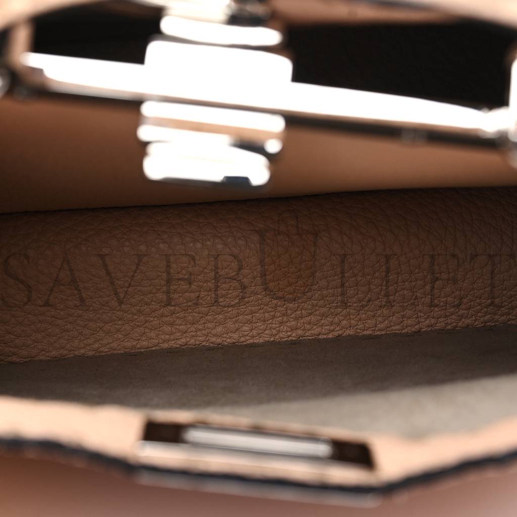 FENDI CUOIO ROMANO SELLERIA CHAMOIS SMALL PEEKABOO I SEE U SATCHEL CIPRIA (27*20*11cm) FENDI CUOIO ROMANO SELLERIA CHAMOIS SMALL PEEKABOO I SEE U SATCHEL CIPRIA (27*20*11cm)