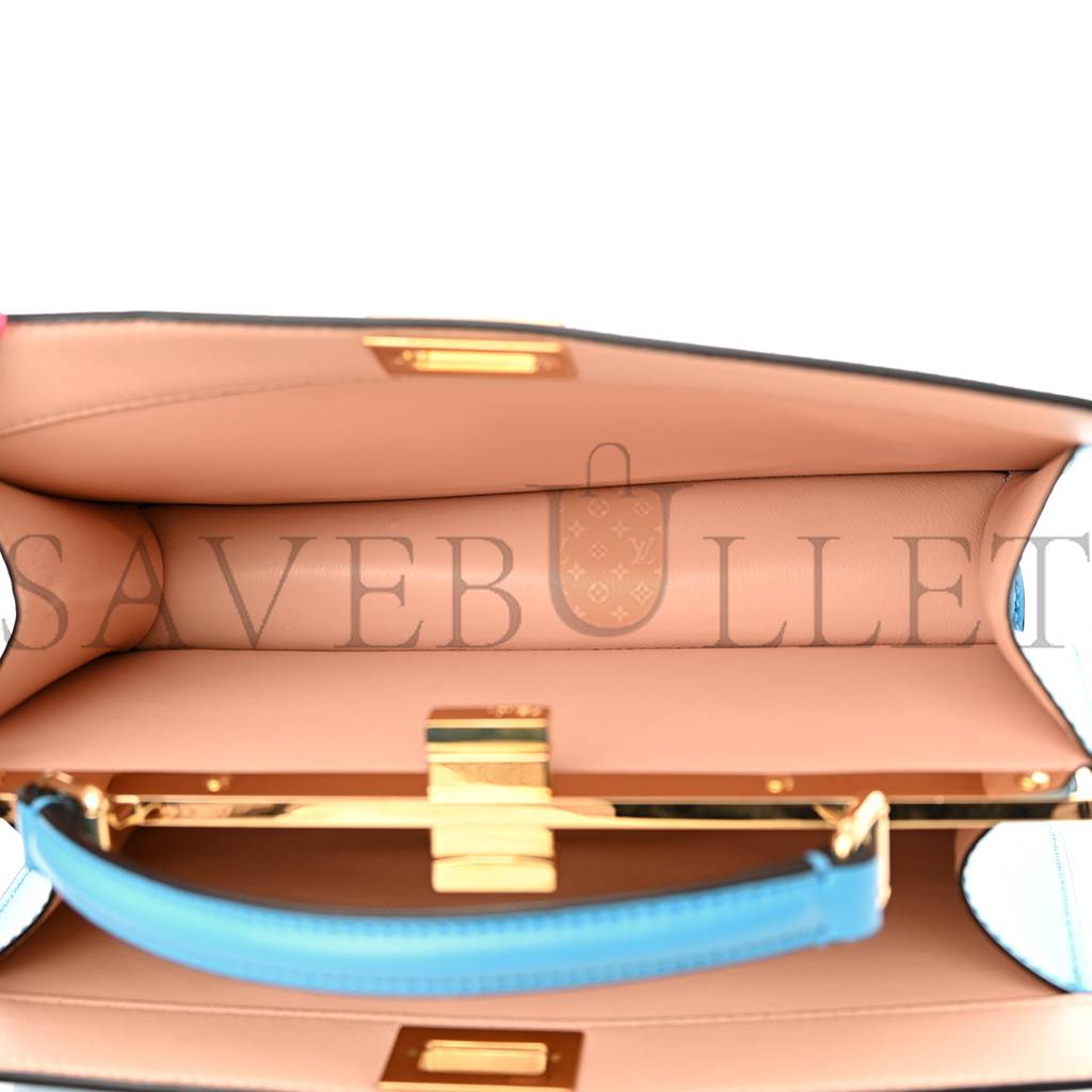 FENDI VITELLO KING LUXOR SHINY NAPPA MEDIUM PEEKABOO I SEE U EAST WEST SATCHEL CYBER BLUE LIGHT ROSE (29*18*11cm) FENDI VITELLO KING LUXOR SHINY NAPPA MEDIUM PEEKABOO I SEE U EAST WEST SATCHEL CYBER BLUE LIGHT ROSE (29*18*11cm)
