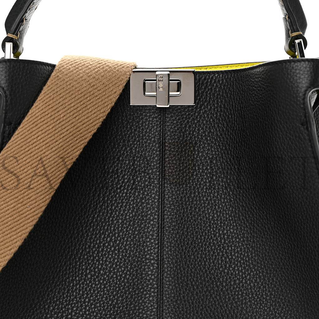 FENDI CUOIO ROMANO FLUO SELLERIA MEDIUM PEEKABOO X-LITE BLACK GIALLO FLUO (29*2*13cm) FENDI CUOIO ROMANO FLUO SELLERIA MEDIUM PEEKABOO X-LITE BLACK GIALLO FLUO (29*2*13cm)