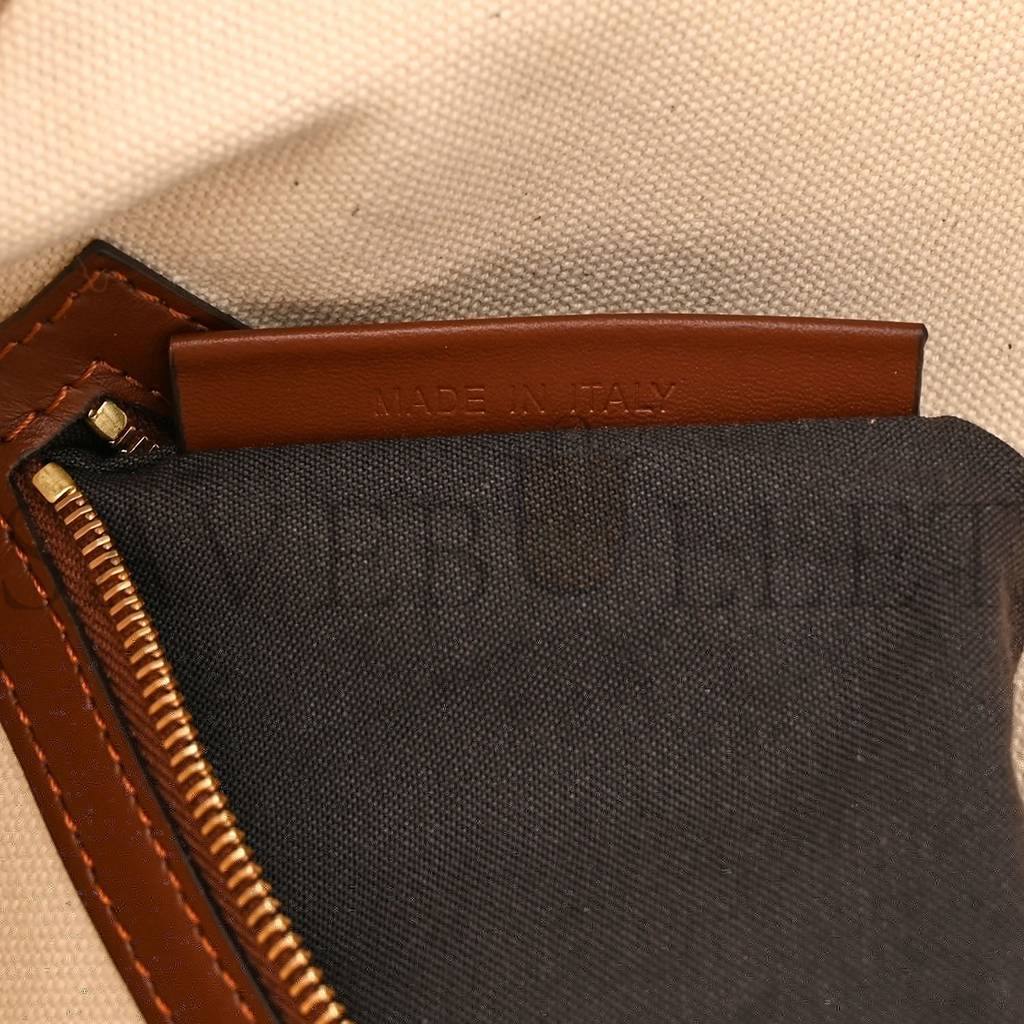 FENDI X SARA COLEMAN CANVAS VITELLO KING SETA FF FISH EYE EMBROIDERED BAGUETTE GREZZO MULTICOLOR GHIANDA (28*16*6cm) FENDI X SARA COLEMAN CANVAS VITELLO KING SETA FF FISH EYE EMBROIDERED BAGUETTE GREZZO MULTICOLOR GHIANDA (28*16*6cm)